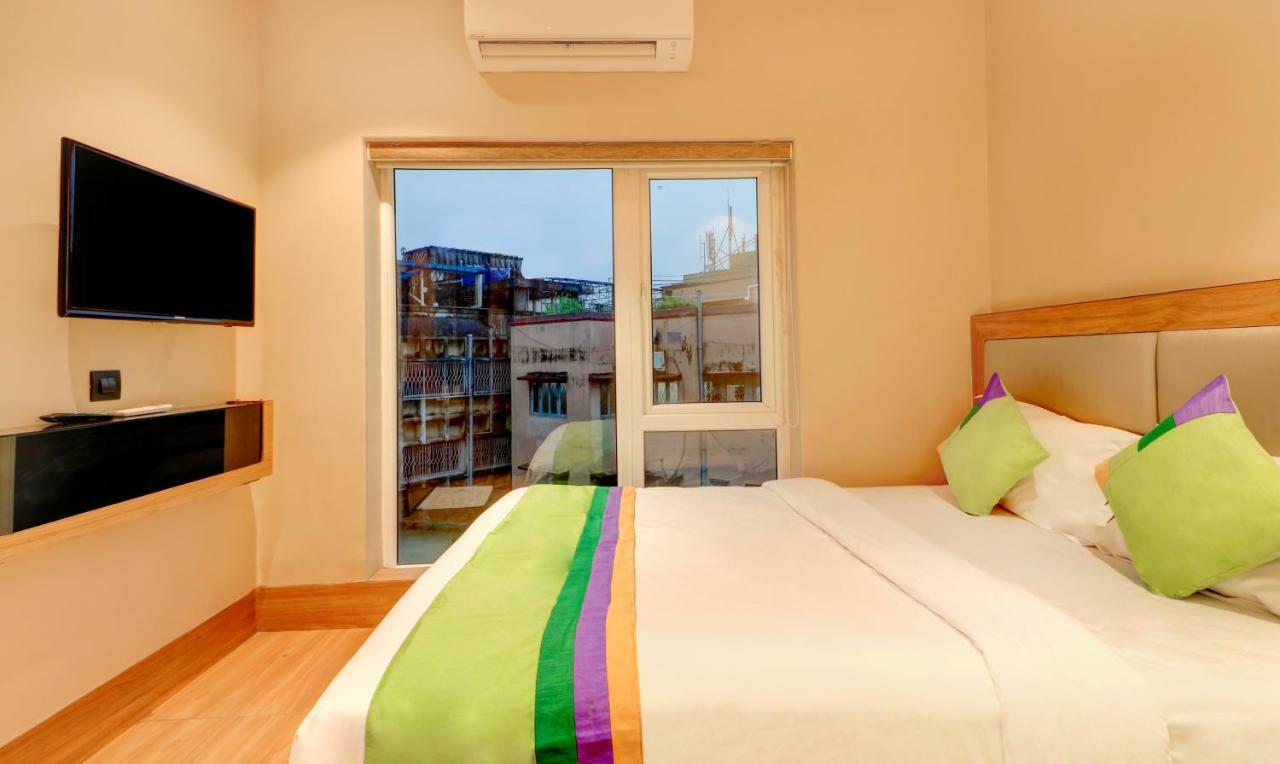 Treebo Radhe Palace Calcuta Exterior foto