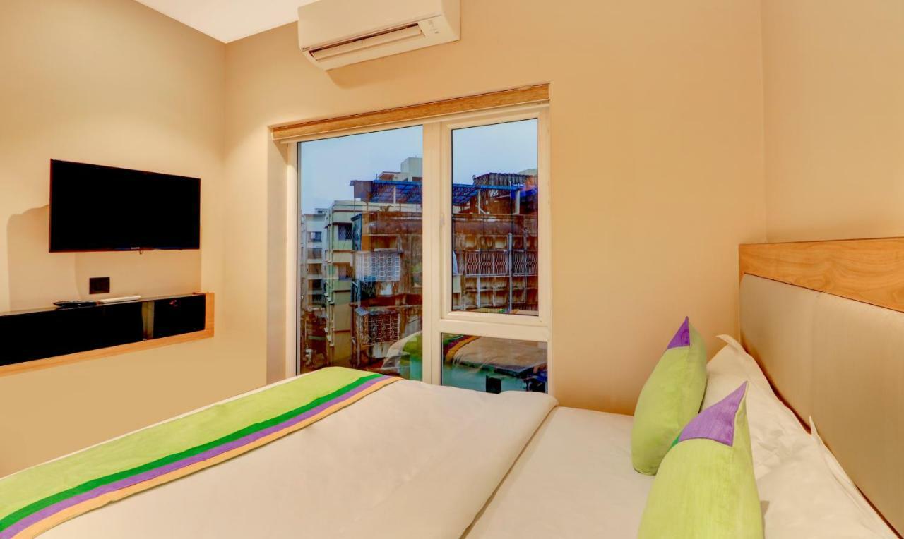 Treebo Radhe Palace Calcuta Exterior foto